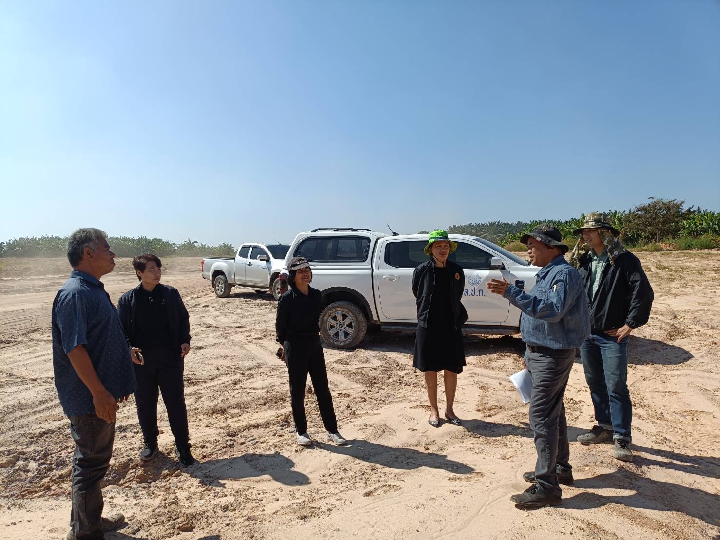 title - ปทจ.กระบี่ พร้อมเจ้าหน้าที่ที่เกี่ยวข้องลงพื้นที่ติดตามความก้าวหน้าการดำเนินงานโครงสร้างพื้นฐานในพื้นที่ คทช.แปลงตำบลกระบี่น้อย